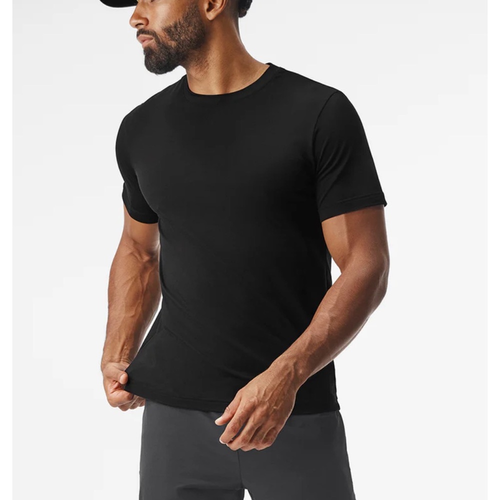 Alo Conquer Reform Crewneck Short Sleeve